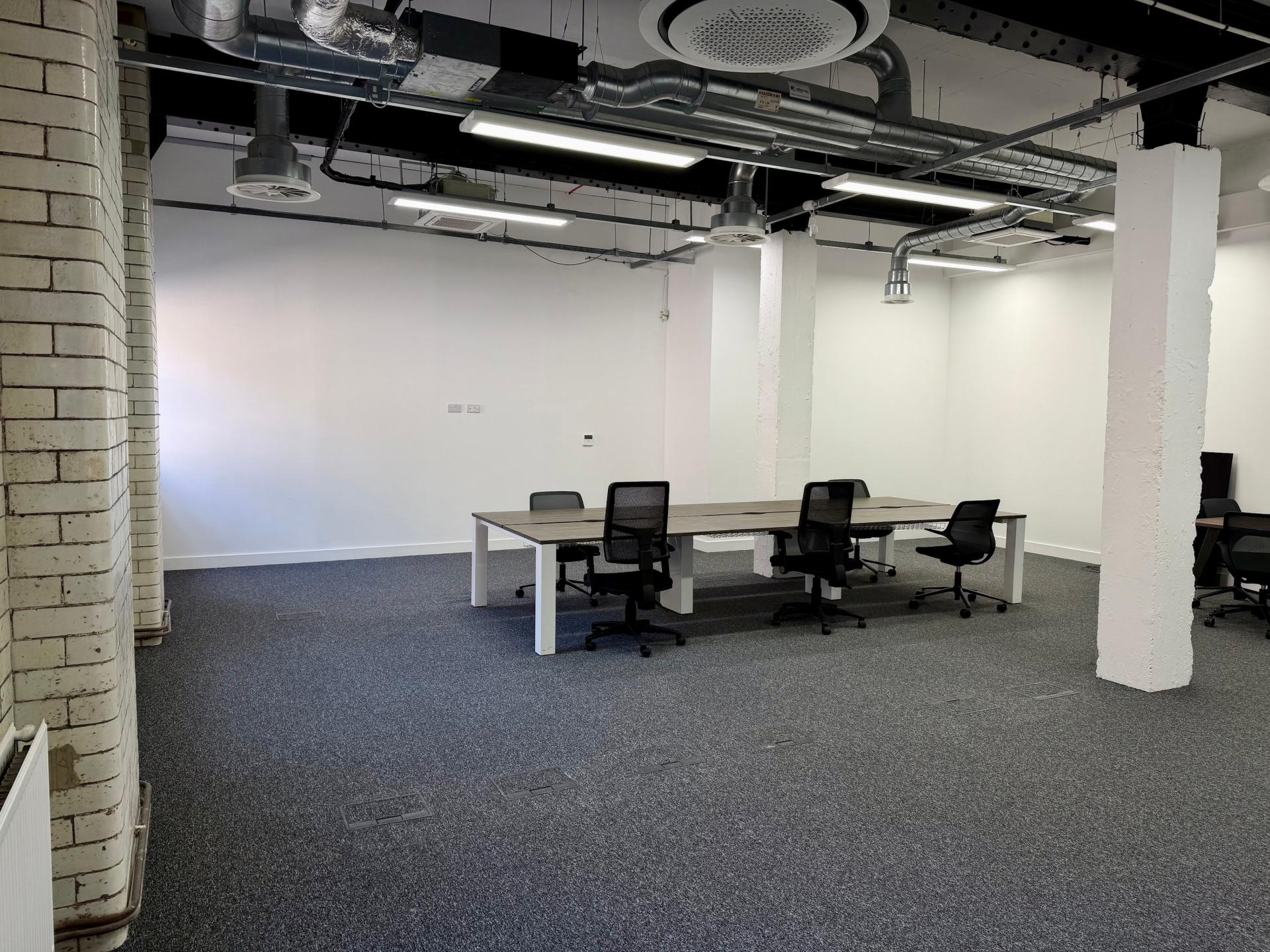 Studio 1.3b Studio 1.3b