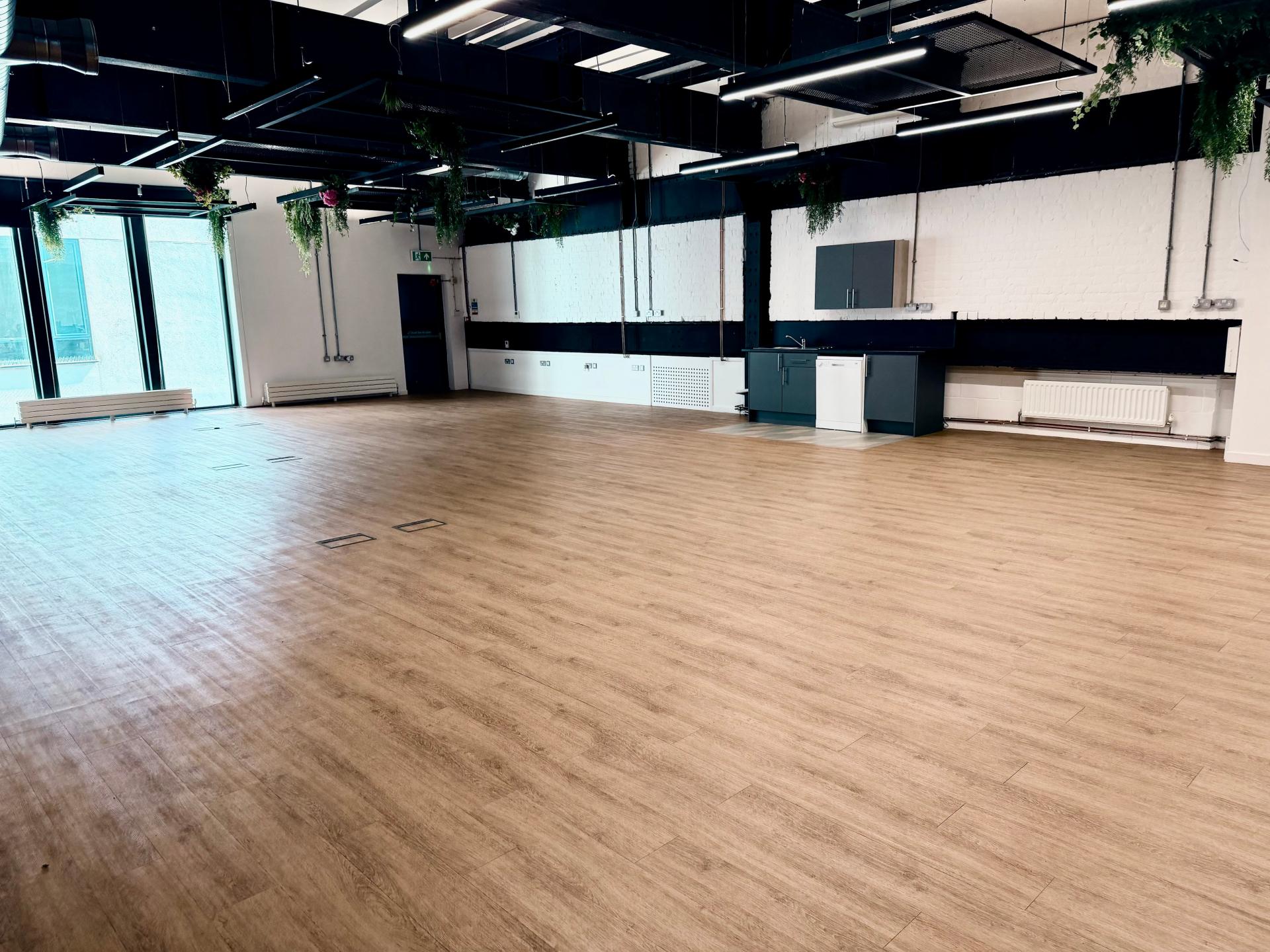 Studio 2.8 Studio 2.8