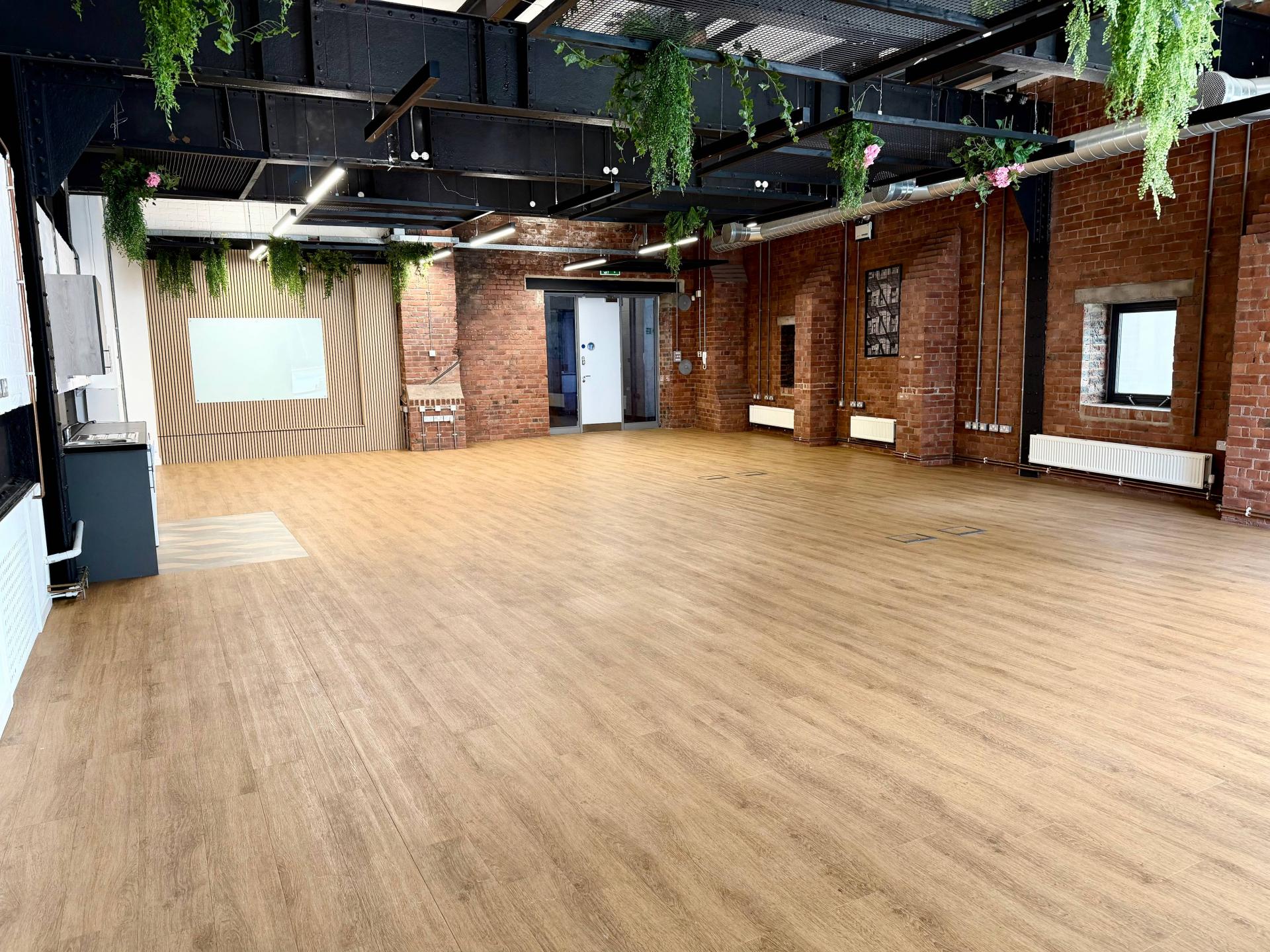Studio 2.8